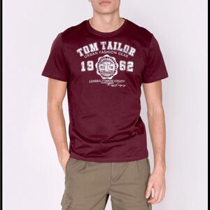 Tom Tailor shirt - burgundy crew neck with large brand graphic front